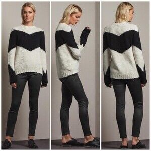 AG | The Leatherette Super Skinny Legging Ankle in Vintage Black Coated Denim 25